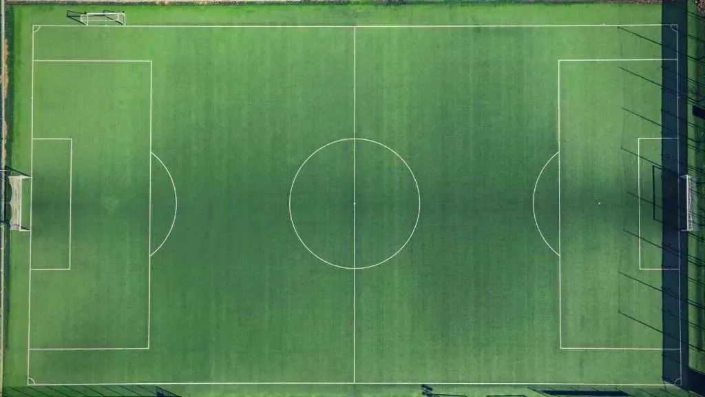 Visualize 10000 Square Feet - Football Pitch